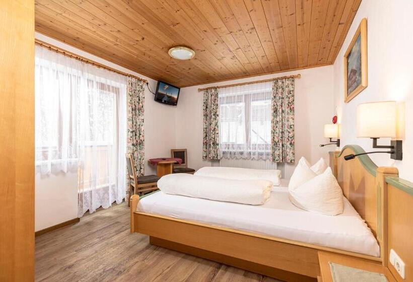 דירה בת חדר שינה 1 עם מרפסת, Appartement Pension Auhof