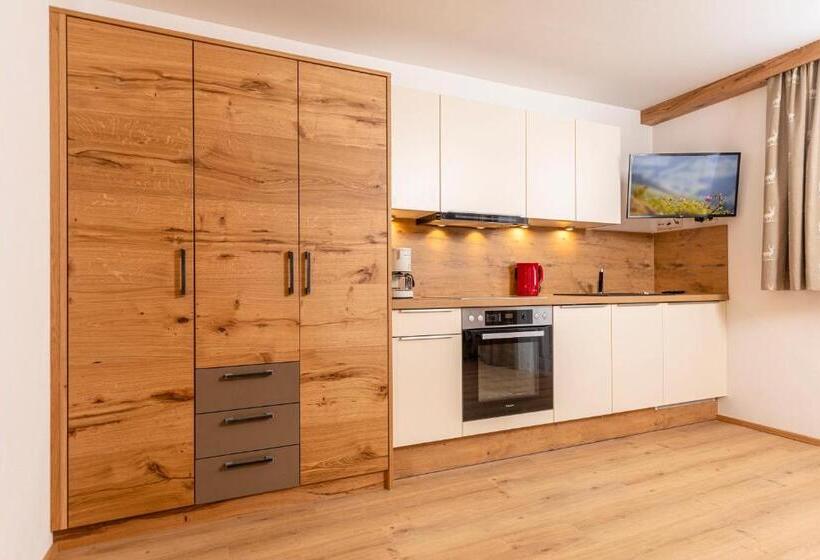 סוויטה, Appartement Pension Auhof