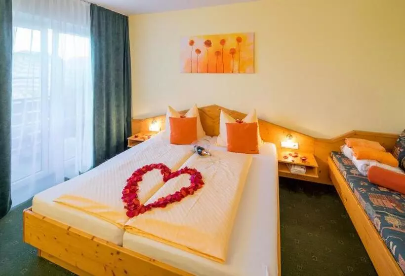 Comfort room with balcony, Garni Oasis Loipersdorf