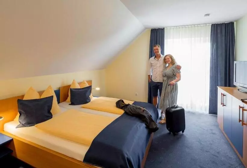 Comfort room with balcony, Garni Oasis Loipersdorf