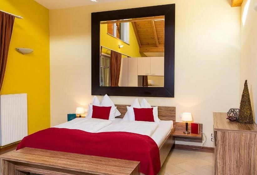 סטודיו סטנדרט עם מרפסת, Garni Pölzl