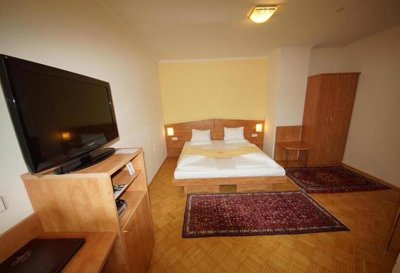 Appartamento 3 Camere da Letto, Der Marienhof Hotel Garni