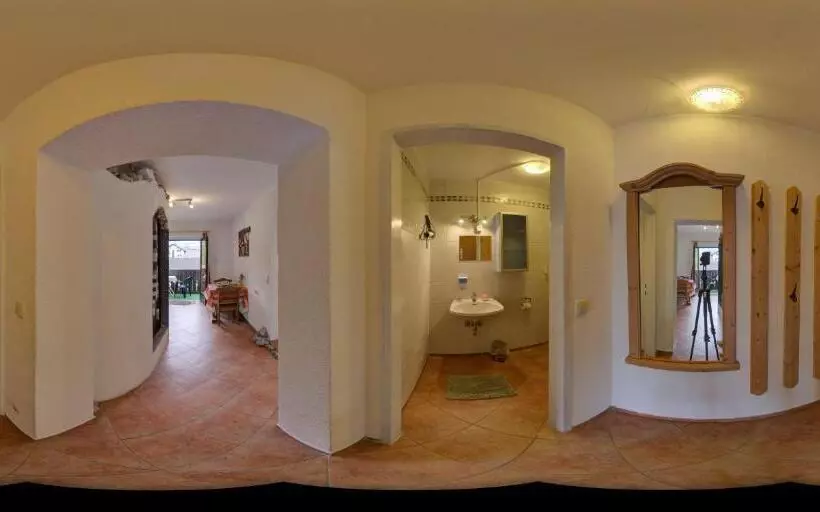 バルコニー付きジュニアスイート, Apartment House Seerose