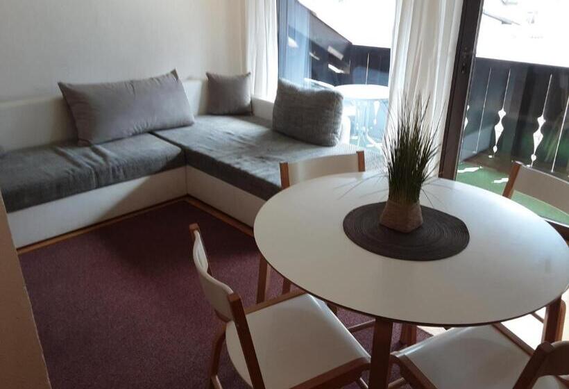 带3个卧室的豪华公寓, Apartment House Seerose