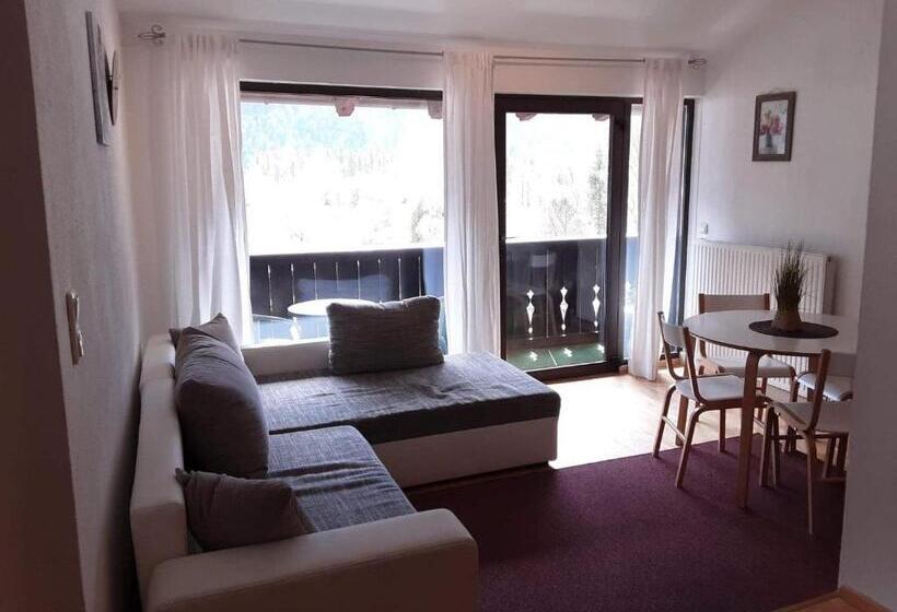 带3个卧室的豪华公寓, Apartment House Seerose