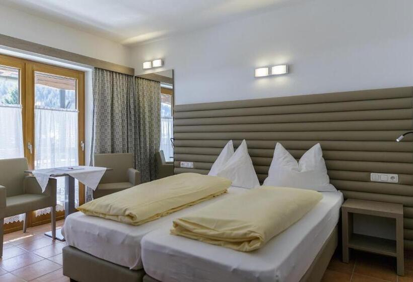 컴포트 룸, Bergland