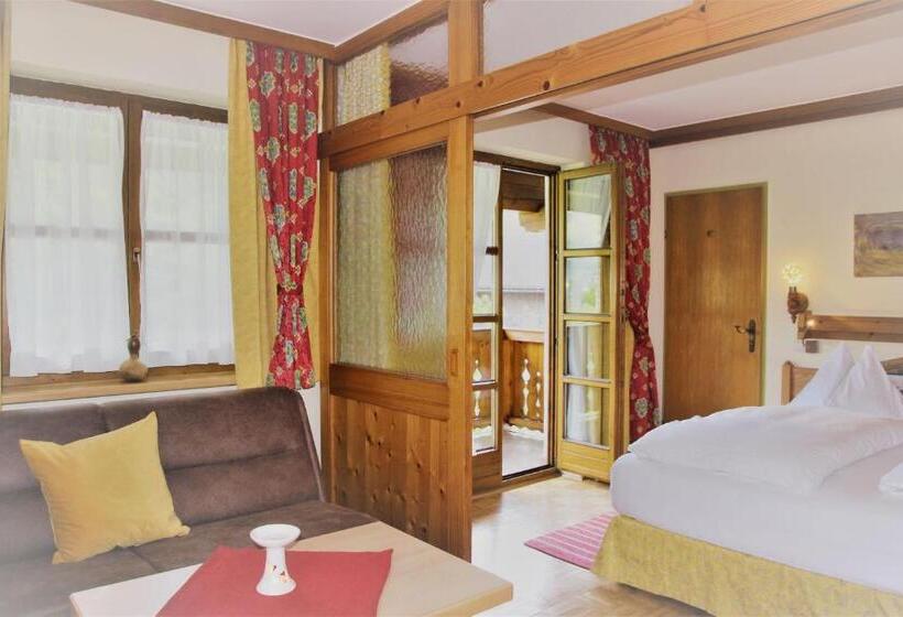 سوییت جونیور با بالکن, Die Unterbergerin