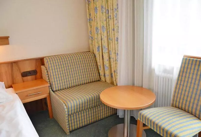 Standard-huone Parveke, Gasthof Pension Grüner Anger