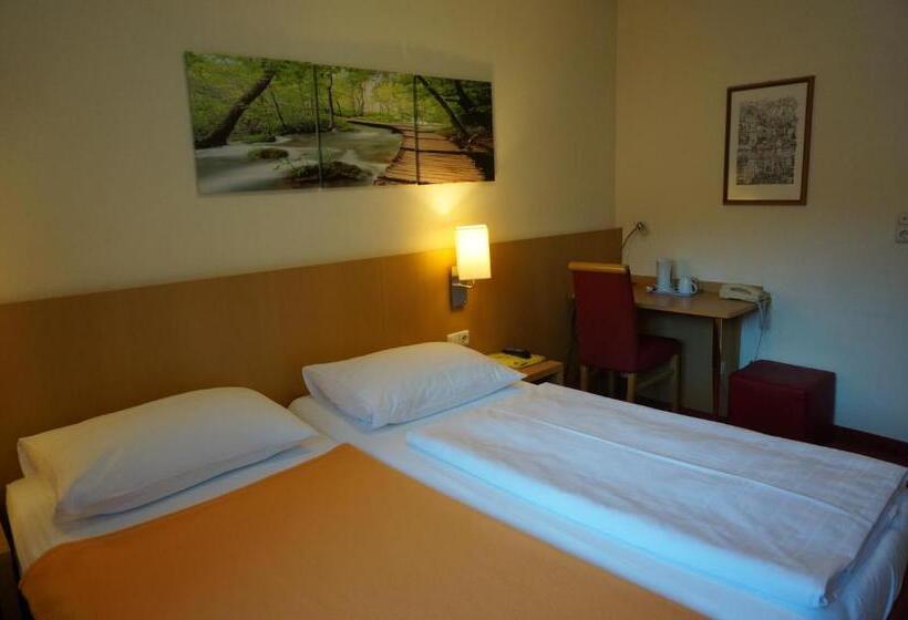 スタンダードシングルルーム, Gasthof Pension Grüner Anger