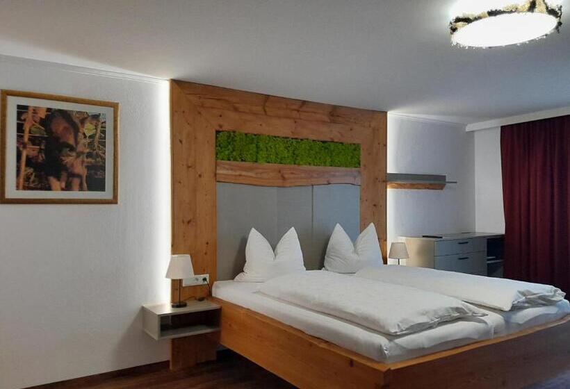 חדר דלוקס, Gasthofladen Schneeweiss