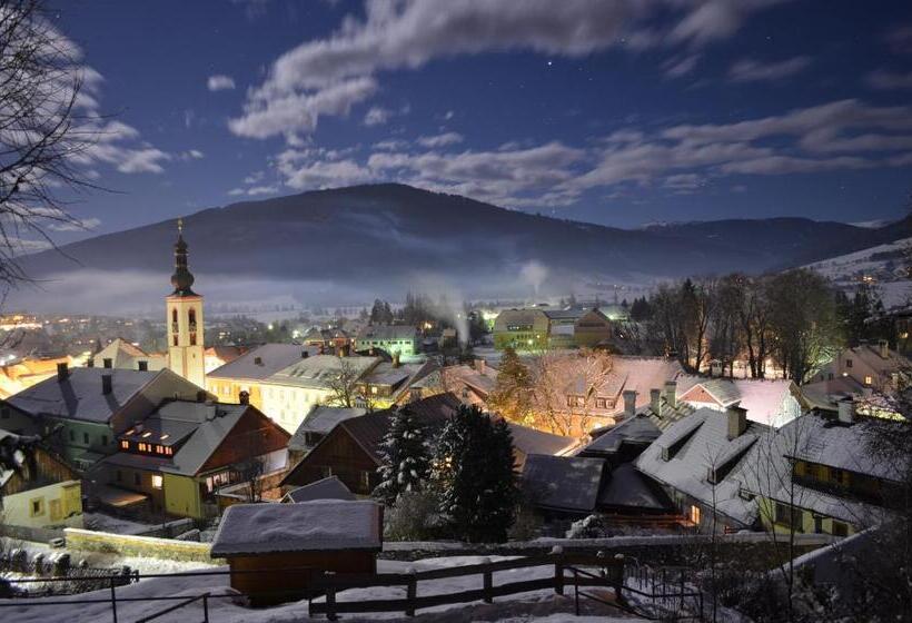 标准间, Haus Helga