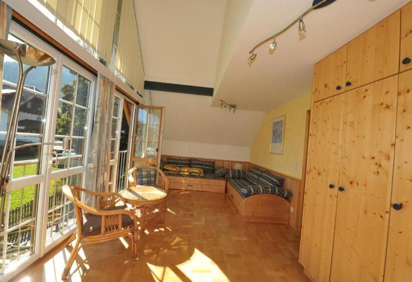 带2个卧室的高级公寓, Haus Helga