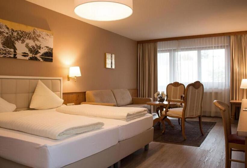 주니어 스위트, Munde