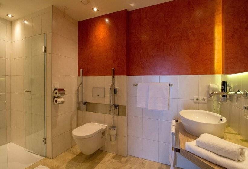 주니어 스위트, Munde