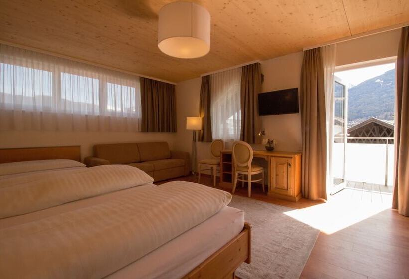 주니어 스위트, Munde