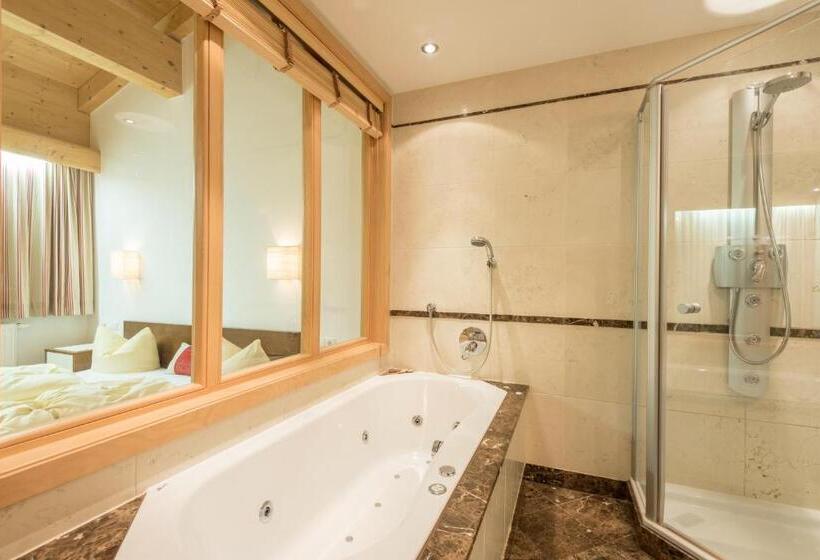 Suite Vista Montanha, Pinzger Tux