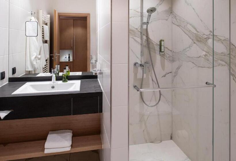 Номер Стандарт, Turmhof