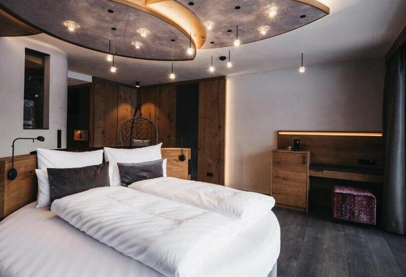 스위트 킹사이즈 침대, Wagnerhof