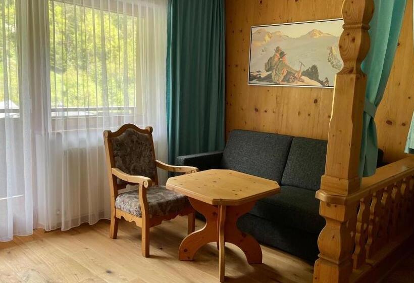 Полулюкс с Балконом, Intermontana Hotel Garni