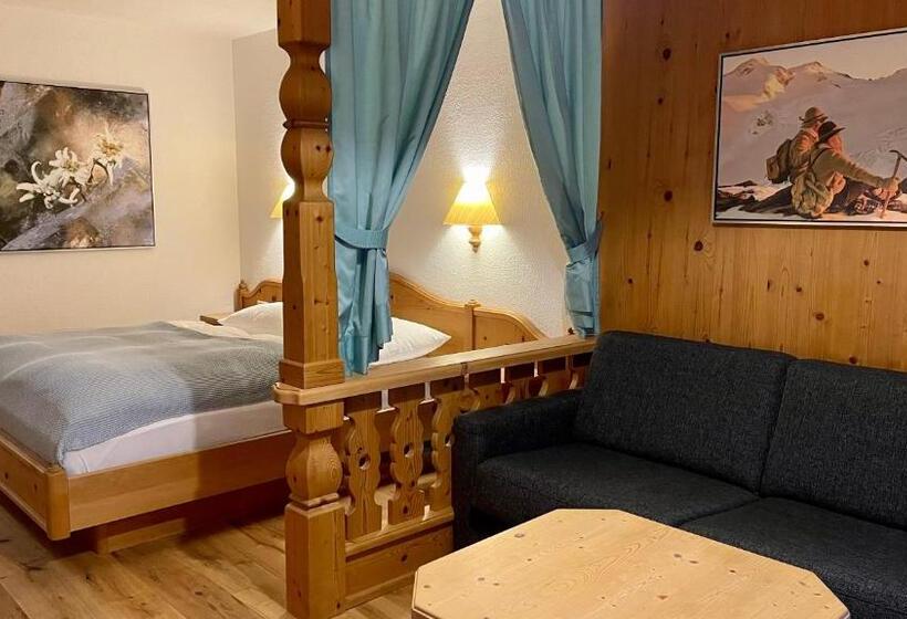 جناح جونيور مزوَّد بشرفة, Intermontana Hotel Garni