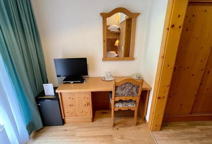 غرفة قياسية, Intermontana Hotel Garni