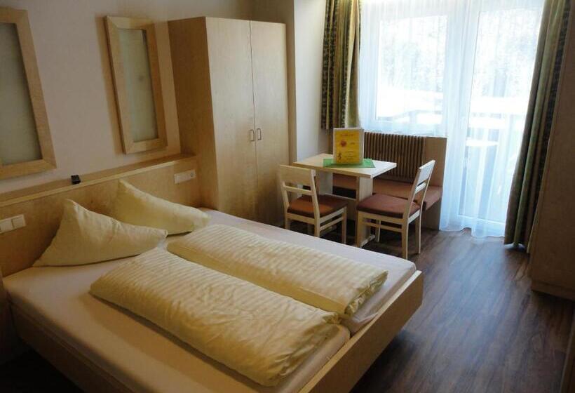 Четырехместный Номер Стандарт, Kinderhotel Stefan