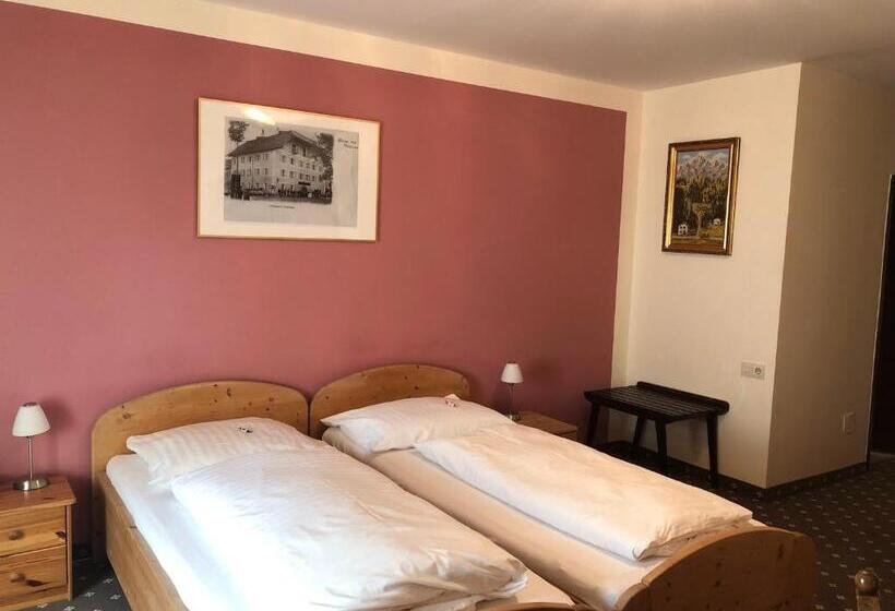 スタンダードルーム, Landgasthof Santner