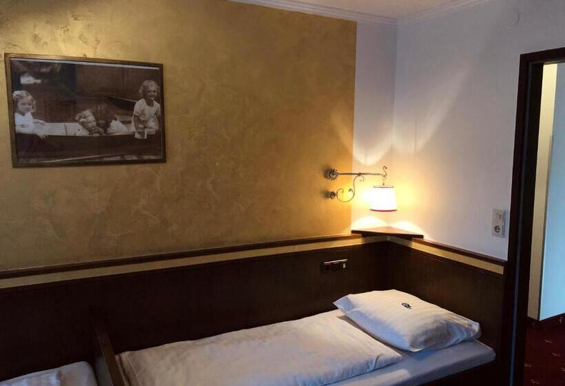 ファミリールーム, Landgasthof Santner