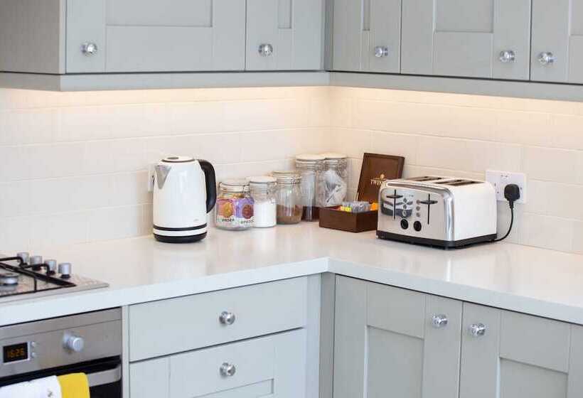 בית, חדר שינה 1, Lock Keepers Cottage Detached House In The City