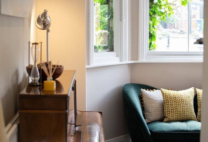 בית, חדר שינה 1, Lock Keepers Cottage Detached House In The City