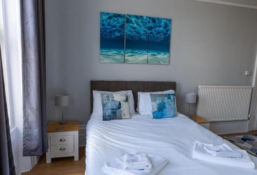 חדר סופריור עם מיטת קינג, The Halcyon