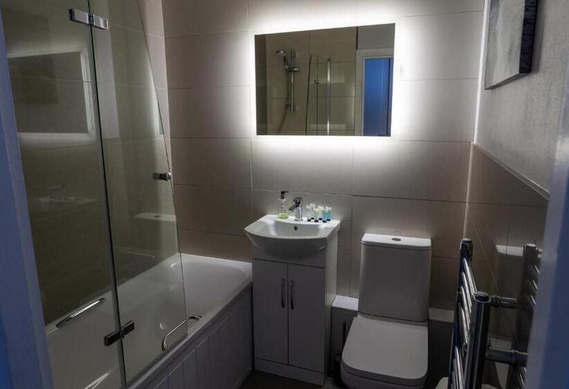 חדר סופריור עם מיטת קינג, The Halcyon