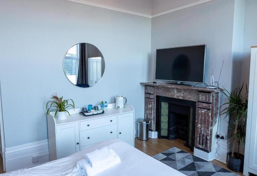 חדר סופריור עם מיטת קינג, The Halcyon