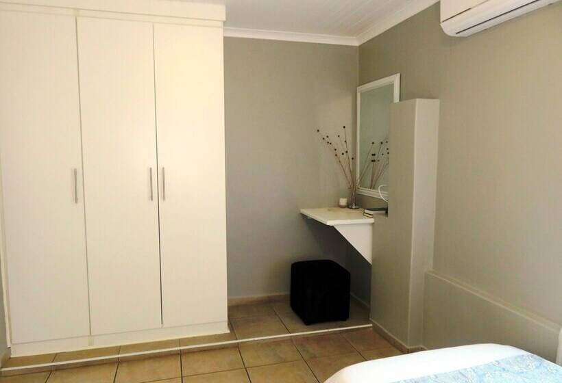 家庭公寓, Little Eden St Lucia