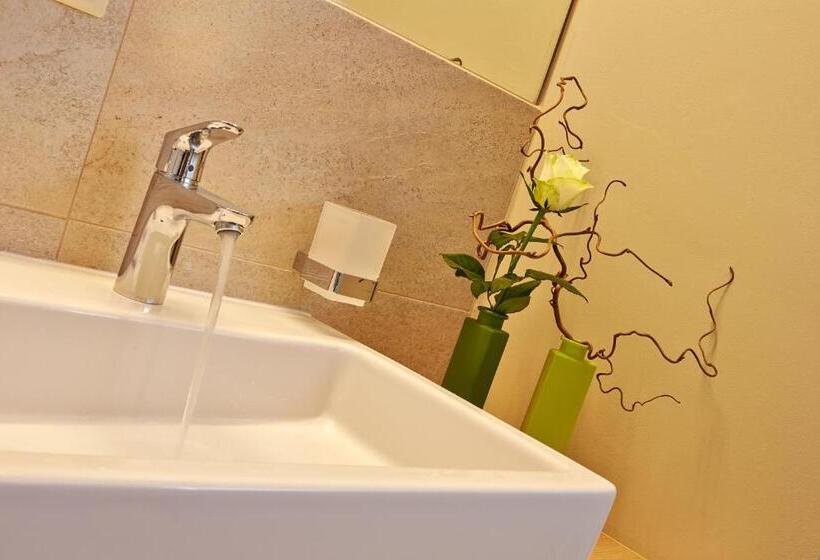 スタンダードルーム, Alpeinernature Resort Tirol