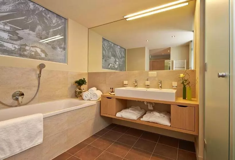 سوییت جونیور, Alpeinernature Resort Tirol