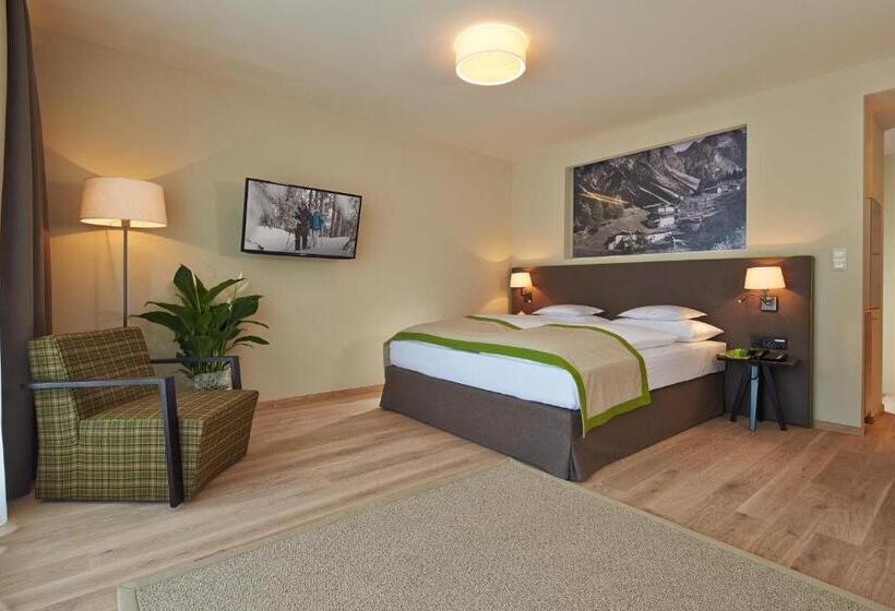 Полулюкс, Alpeinernature Resort Tirol