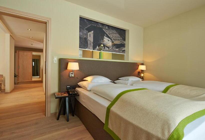 Люкс, Alpeinernature Resort Tirol