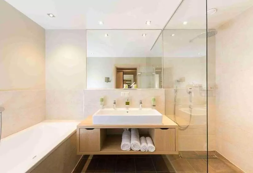 سوییت خانوادگی, Alpeinernature Resort Tirol