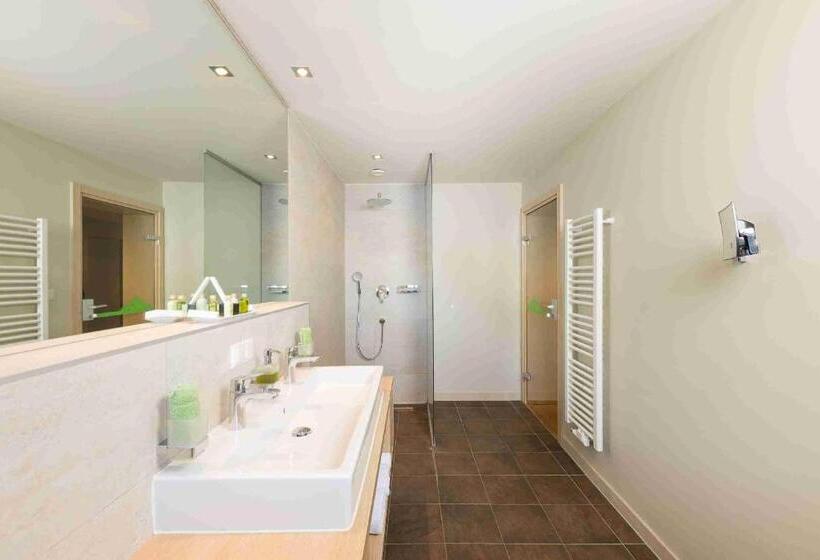 スイート, Alpeinernature Resort Tirol