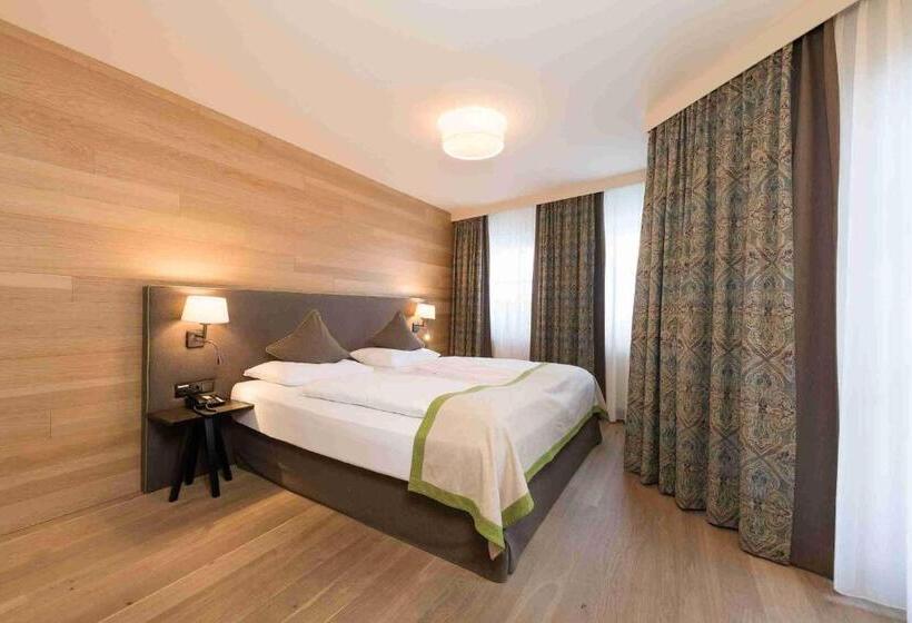 Люкс, Alpeinernature Resort Tirol