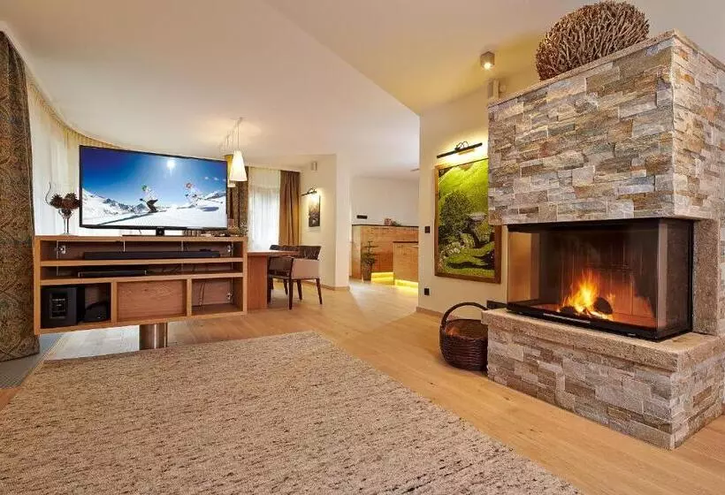 سوییت لوکس, Alpeinernature Resort Tirol