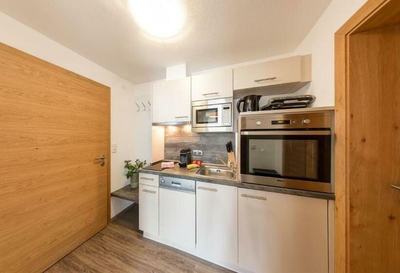 Апартаменты 1 Спальня с Балконом, Birkenhof   Premium Apart & Suites