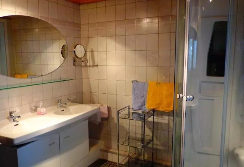 スタンダードルーム, Haus Bergkristall
