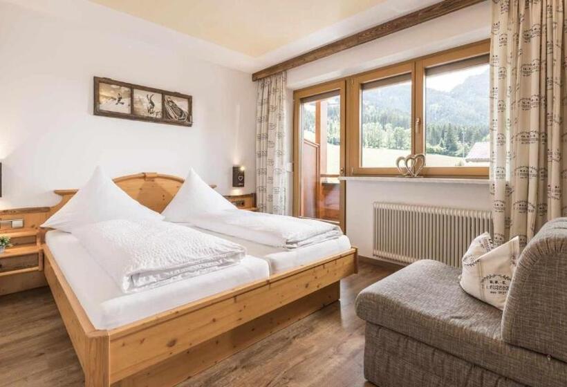 דירת שני חדרים, Pension Alpina