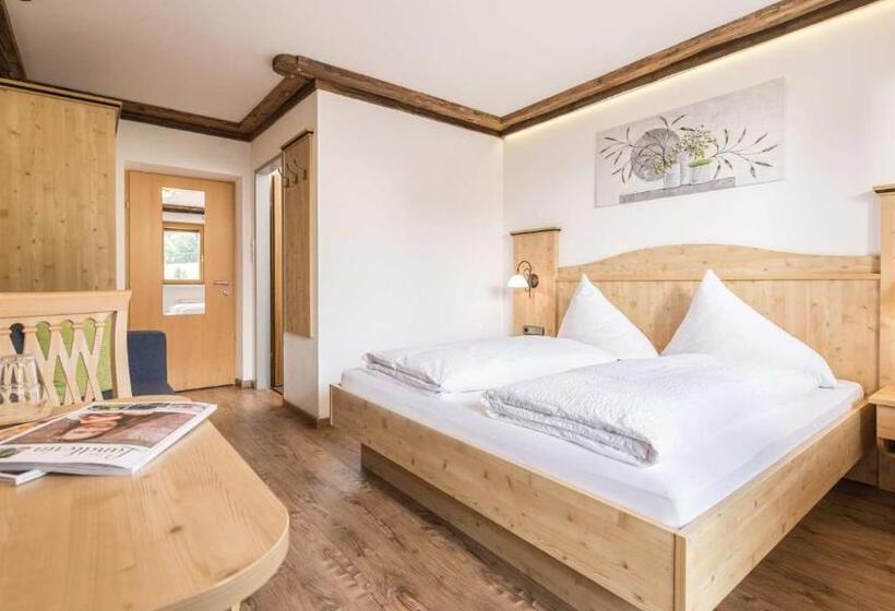 חדר סטנדרט עם מרפסת, Pension Alpina