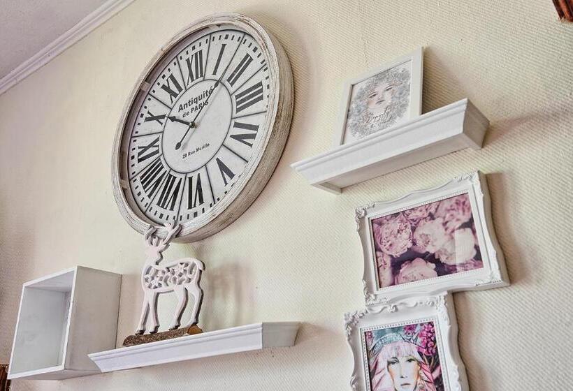 غرفة قياسية مزوَّدة بشُرفة, Pension Magdalena