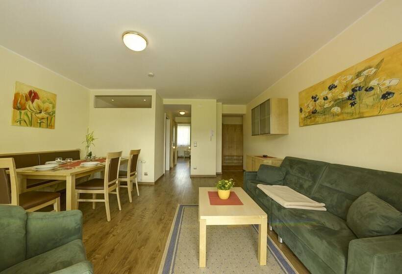 آپارتمان خانوادگی, Seepark Drobollach