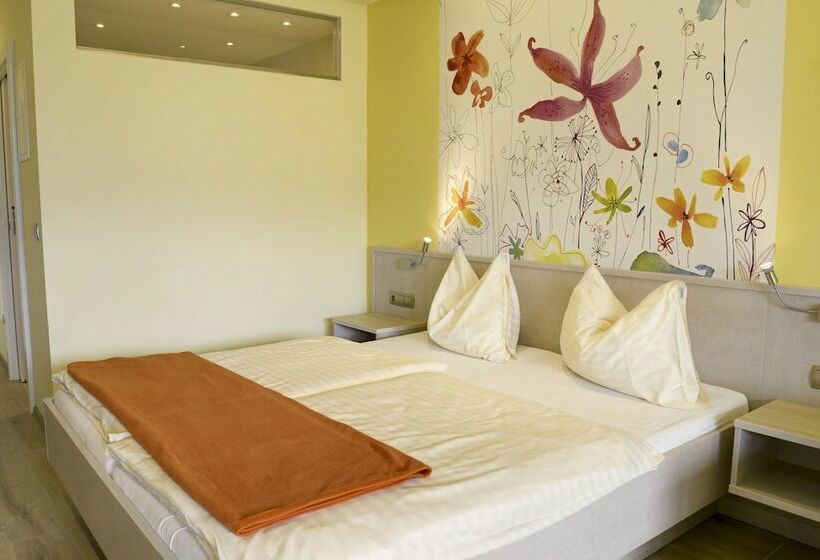 سوییت جونیور با چشم‌انداز دریاچه, Seepark Drobollach