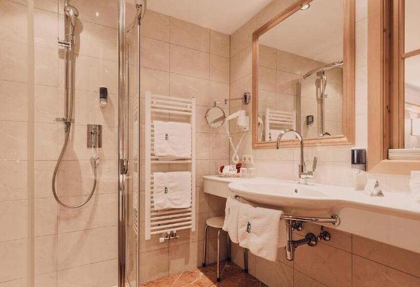 جناح عائلي, Auhof Kappl